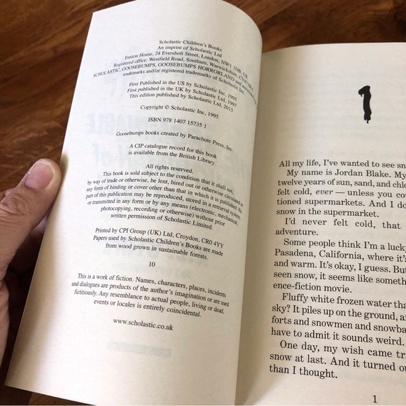 Goosebumps: The Abominable Snowman of Pasadena by: R.L. Stine, paperback book - Picture 2 of 5